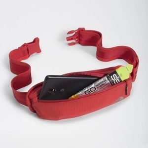 BRAND NEW the north face red run belt / fanny pack / waist bag (1L)